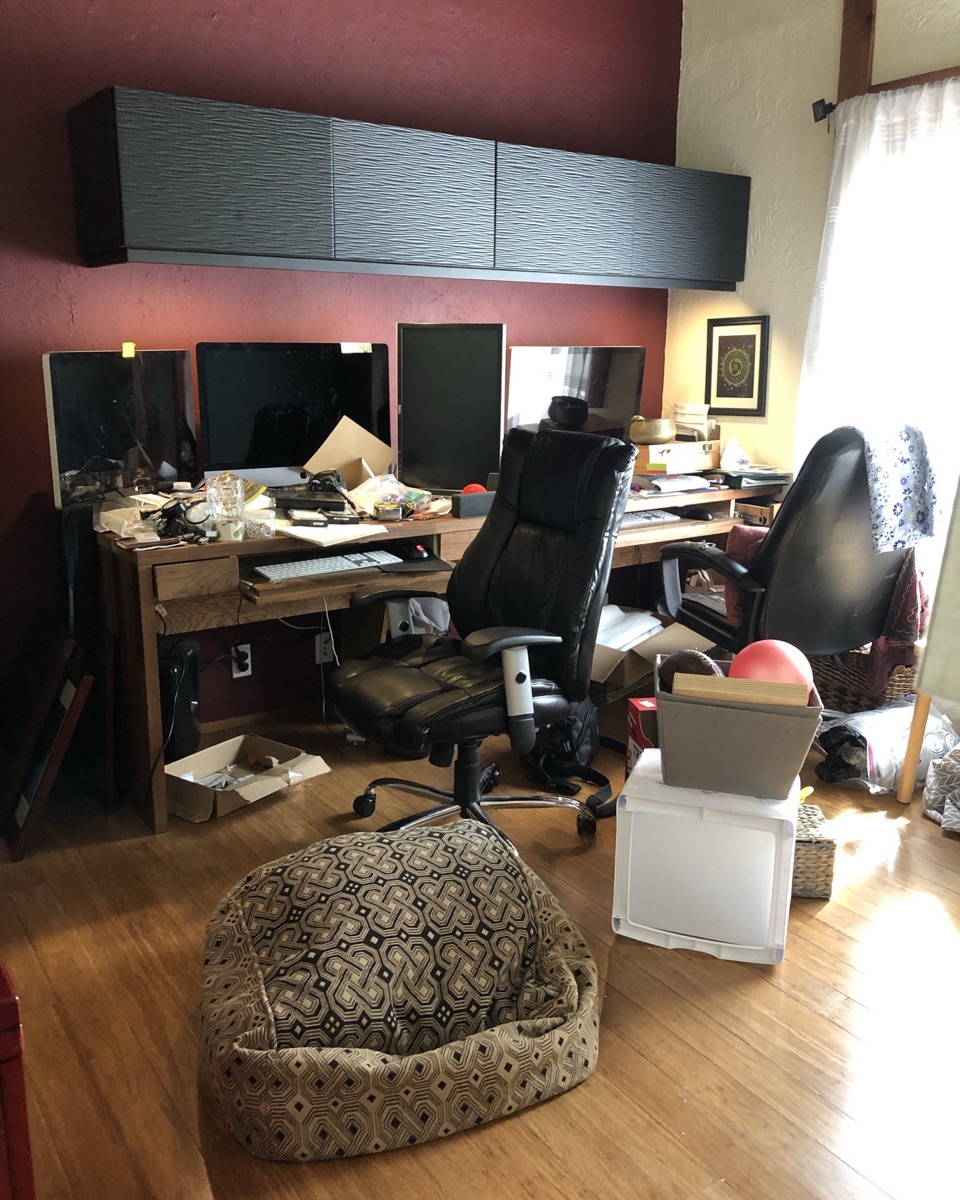 Shared Office before organizing